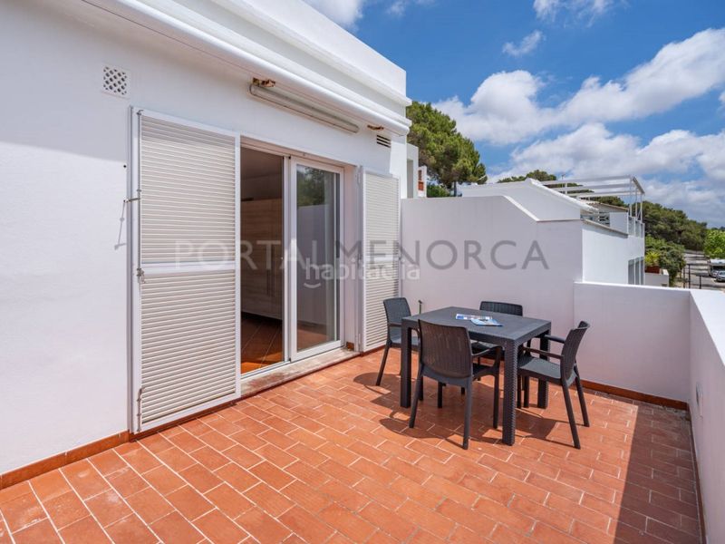 Foto f02ae124-f12d-4e7e-991d-11a28888c657. Apartament a Cala Blanca Ciutadella de Menorca