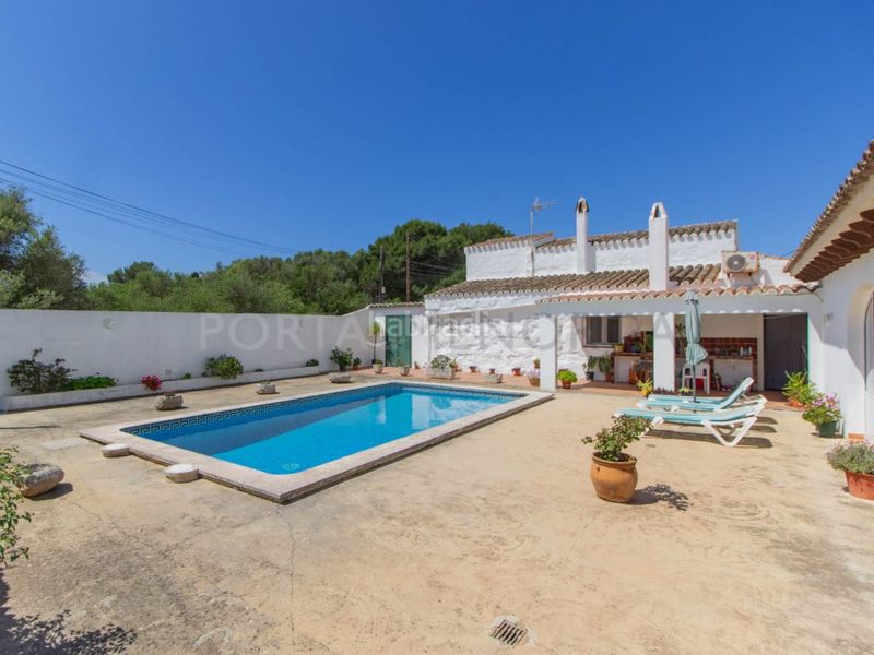 Foto be0dddbf-46f6-4b37-826f-9885912a6b21. Masia amb aparcament piscina a Sant Lluís-s´ullestrar-torret Sant Lluís