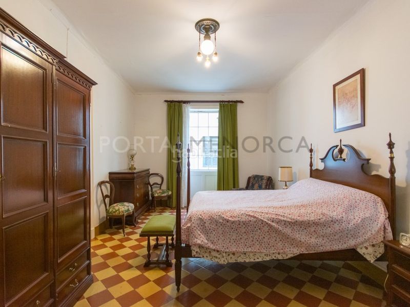 Foto bf8d7d8e-3493-4d55-b6f7-8535a6b7fcac. Casa a Centre Històric Maó / Mahón