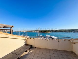Pis  Muelle llevant. Magnifico duplex en primera linea del puerto de mahón