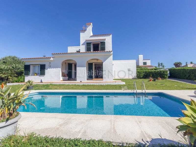 Foto c1537451-18f2-45a9-aeaa-3c01f69d643f. Xalet amb aparcament piscina a Binibèquer Sant Lluís