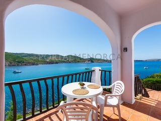 Apartament a Playas de Fornells. Apartamento de un dormitorio en primera línea de mar en playas d