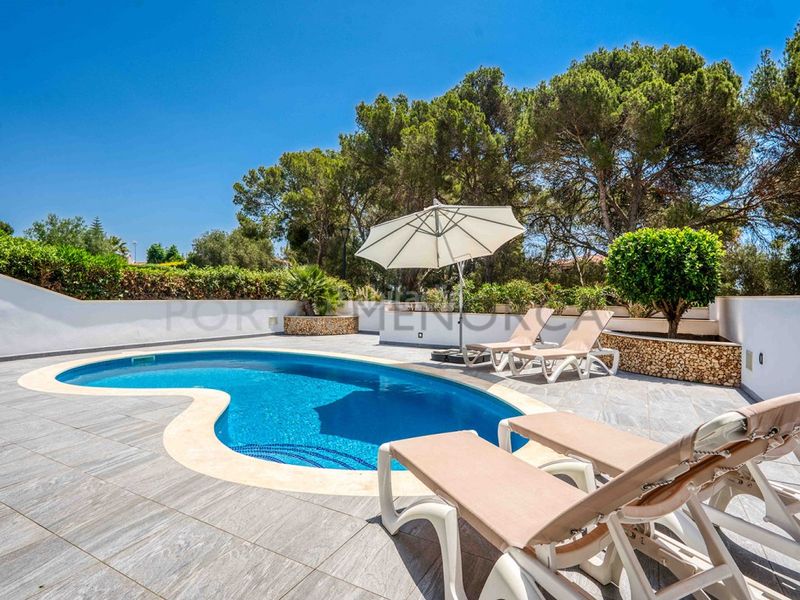 Foto 27d034ce-3267-4e06-93f7-e7ee4a2e972e. Xalet amb aparcament piscina a Cala d´En Bosch-Serpentona Ciutadella de Menorca