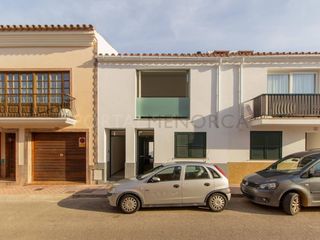 House in Sant Lluís-S´Ullestrar-Torret. Planta baja con patio de obra nueva en venta en sant lluís