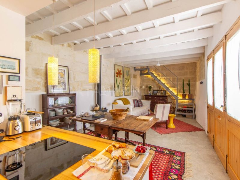 Foto df1b0b7e-3243-4e97-88e0-5bd479c4165c. Casa a Alaior poble Alaior