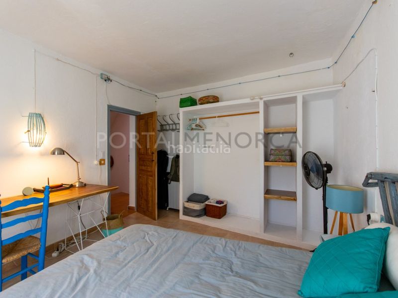 Foto c1954777-d37b-43f3-80f1-356f38e1d793. Casa amb aparcament a Ferreries poble Ferreries