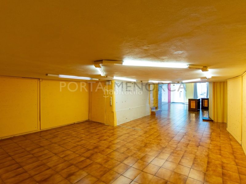Foto 84557541-d49e-472b-abb2-31417ea3e3bd. Location local commercial dans Alaior poble Alaior