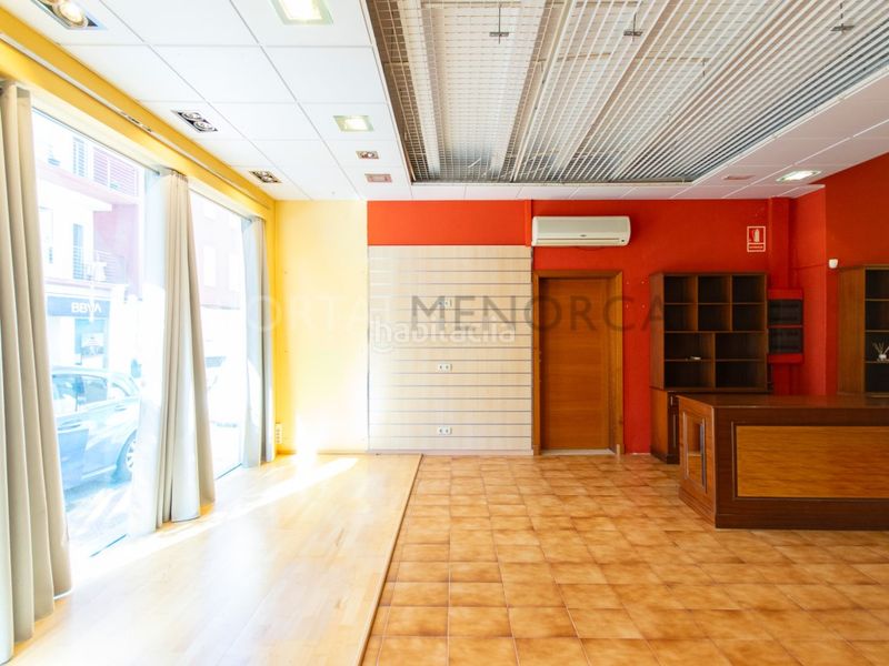 Foto d4a5e008-ca2e-4c0d-8a1c-7b8ca99d65a7. Location local commercial dans Alaior poble Alaior