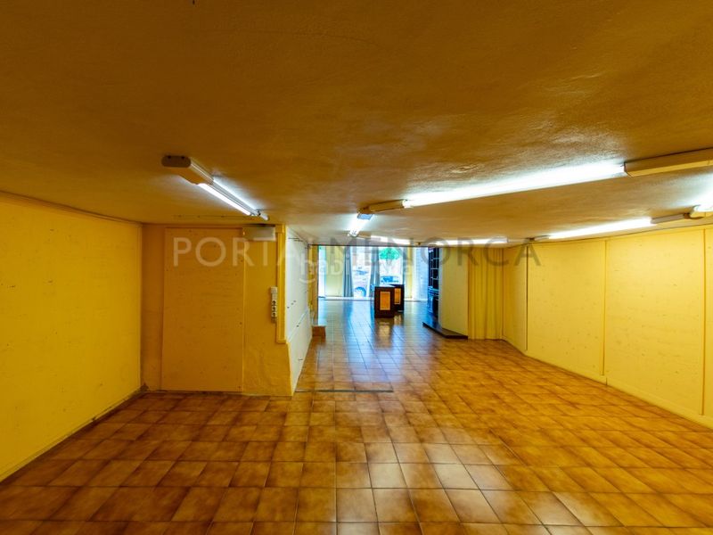 Foto ec7c87b4-5334-4374-9bf1-63f2c22fd7a3. Location local commercial dans Alaior poble Alaior
