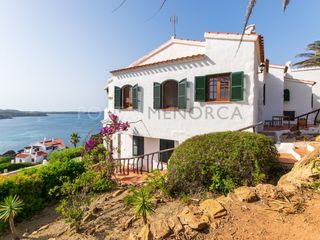 Piccolo appartamento in Playas de Fornells. Apartamento tipo bungalow con muy buenas vistas al mar
