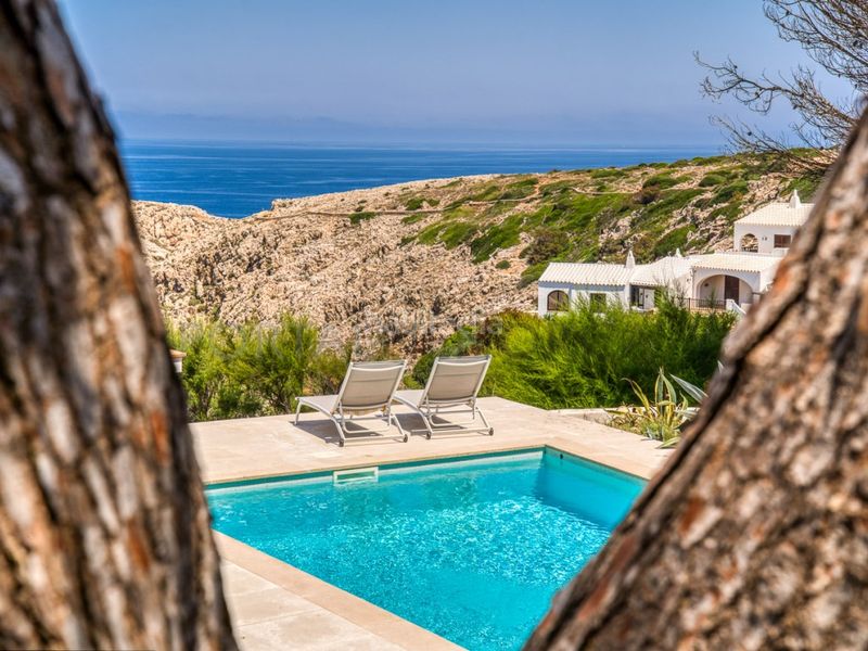 Foto 280353a1-4525-44e8-8a24-bd9122b31e6e. Xalet amb piscina a Cala Morell Ciutadella de Menorca