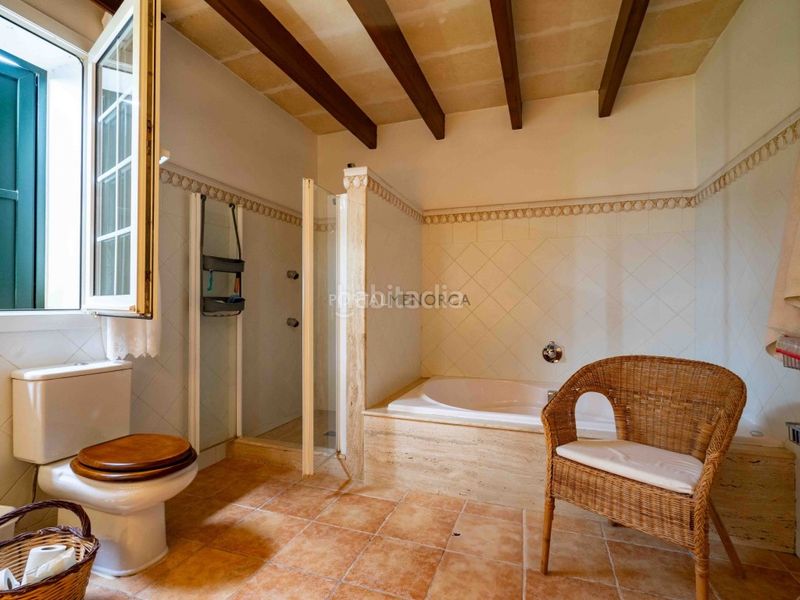 Foto 336d8e51-2fc2-474e-b207-6e59a8352e56. Casa a Alaior poble Alaior