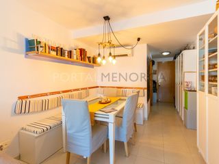 Etagenwohnung in Ferreries poble. Piso de 2 dormitorios con piscina comunitaria en ferreries
