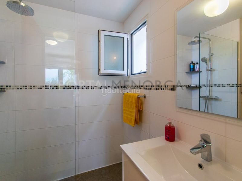 Foto 8d696a50-c2c3-4590-af97-1cd887fe3a04. Apartament amb aparcament piscina a Son Parc Es Mercadal