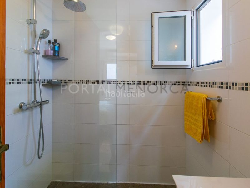 Foto a2c1df2c-d99f-4bda-8a62-28a7a0d88183. Apartament amb aparcament piscina a Son Parc Es Mercadal