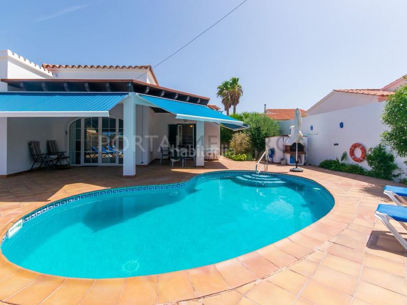 Foto 13d1c273-6c58-4ae1-8b7d-3d83d9436b5b. Xalet amb aparcament piscina a Cala en Porter Alaior