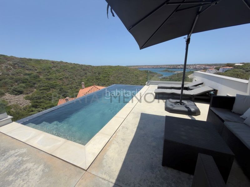 Foto 527d3acc-cb08-4f60-8f9c-45aba3cb8719. Chalet con parcheggio piscina in Cala Llonga-Sa Mesquida Maó / Mahón
