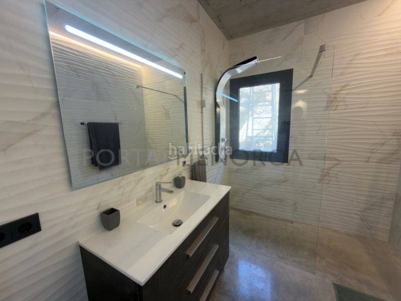 Foto e3a608f5-5495-4876-8840-7f5227f2877b. Chalet con parcheggio piscina in Cala Llonga-Sa Mesquida Maó / Mahón