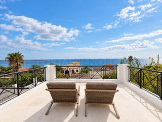 Chalet  Passeig de sa torre. Chalet totalmente renovado con vistas panor�micas al mar en la c
