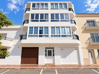 Piso  Calle sant jordi. Piso 4 habs 2 ba�os es castell