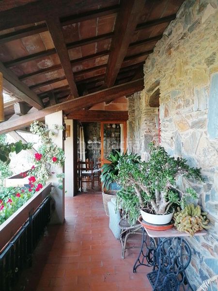 Foto 299fb85f-04ea-44f9-af70-4a5915926d11. Xalet amb xemeneia calefacció aparcament piscina a Calders