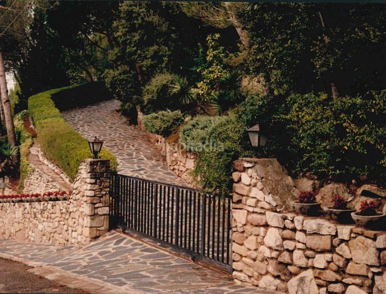 Foto 700061a3-2195-470e-bddc-1a73c3a93996. Xalet amb xemeneia calefacció aparcament piscina a Calders