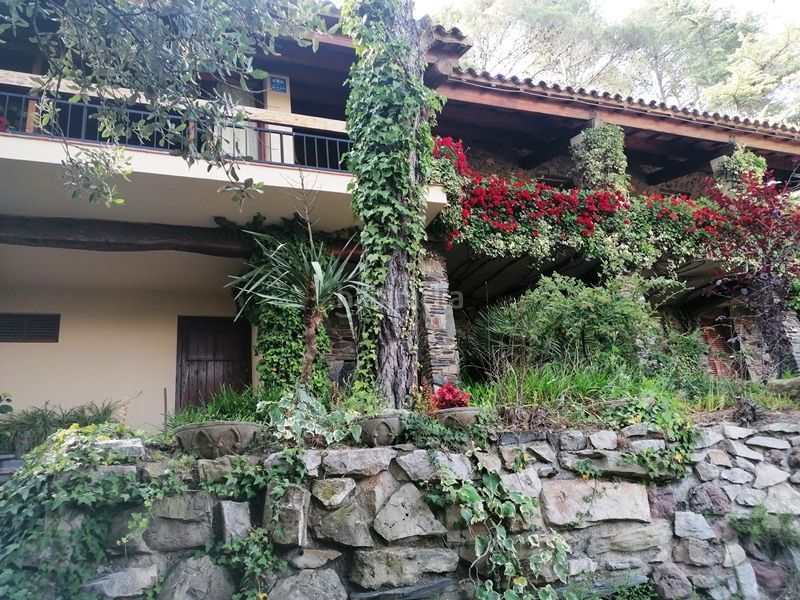 Foto 9e7ac426-c36e-4283-bcaa-d788289a34c9. Xalet amb xemeneia calefacció aparcament piscina a Calders