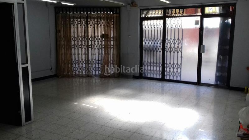 Foto 33fe5b21-6a6a-40d8-afb2-05416972d25f. Business premise in El Camp de l´Arpa del Clot Barcelona