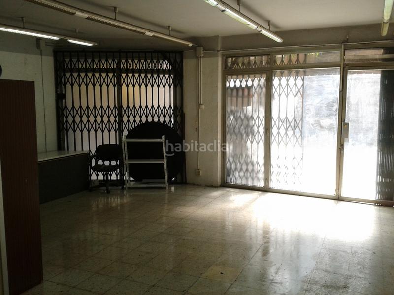 Foto 876d316d-f2fb-4544-8284-ed2d9e6372a3. Business premise in El Camp de l´Arpa del Clot Barcelona