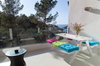 Apartament a Cala Vedella-Cala Tarida. Precioso apartamento cerca de la playa