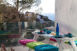 Apartamento en Cala Vedella-Cala Tarida. Precioso apartamento cerca de la playa