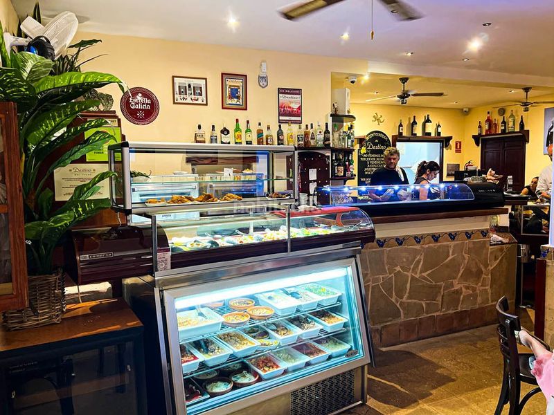 Foto 5f7f7b7c-58bd-4ce6-baf7-32aa8b820aae. Local comercial traspaso del legendario tapas bar en Sant Josep de sa Talaia
