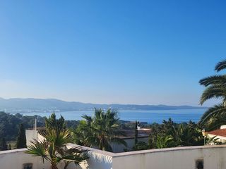 Casa en Sant Antoni de Portmany. Casa unifamiliar con espectaculares vistas panor�micas al mar y