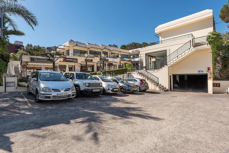 Foto 675faf93-a122-4d04-8a46-c41d702f2677. Local comercial oportunidad! local comercial en illetas en Calvià