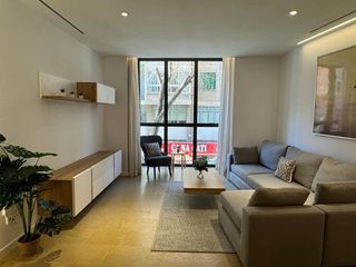 Alquiler Piso en La Missió. En alquiler, luminoso apartamento amueblado en pleno centro de l