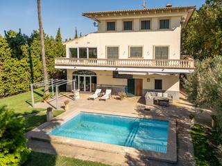 Masia a Sant Joan. Finca con carácter, piscina privada y terreno en vilafranca de b