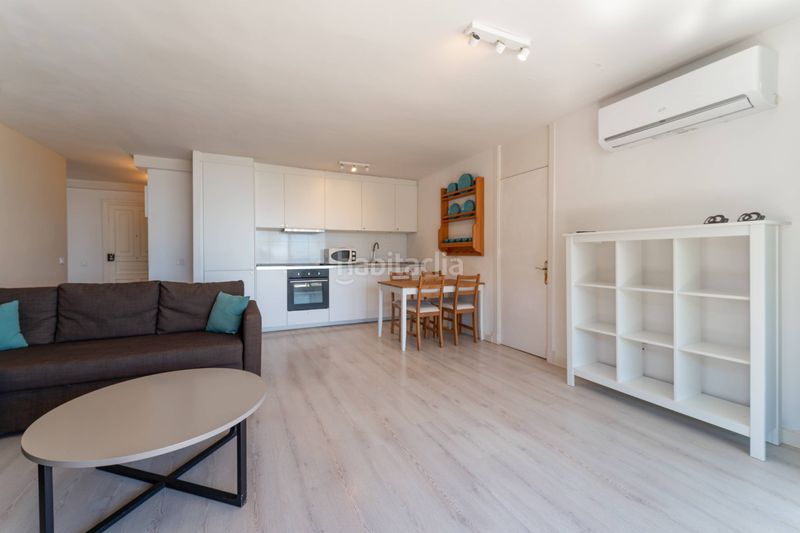 Foto 7ad06f80-cc2b-46ee-af52-5a1183d4b132. Appartement mit heizung parking in Magaluf Calvià