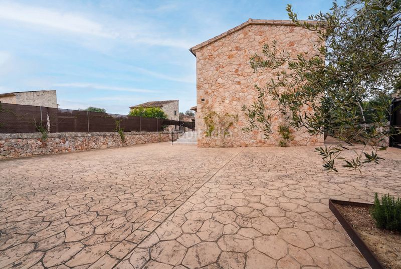 Foto 175a6949-df3d-44b0-bcd8-c7dd3cd33b40. Maison avec chauffage parking piscine dans Sineu