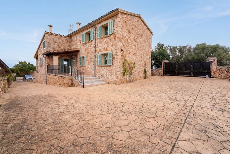 Foto 7f545863-3a4f-4712-aa94-0edede7fd45d. Casa amb aparcament piscina a Sineu