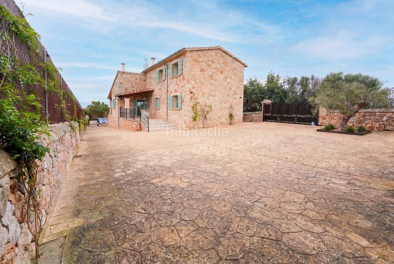 Foto 86e85496-1bdb-4fd2-adec-cad069893d06. Casa amb aparcament piscina a Sineu