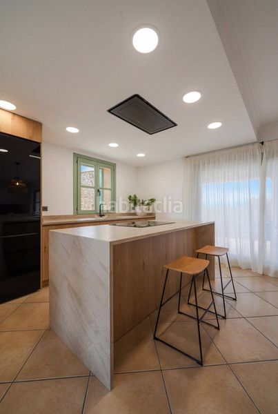 Foto e5ffd9f3-4ce2-49a7-b063-4cb0879cbdf5. Maison avec chauffage parking piscine dans Sineu