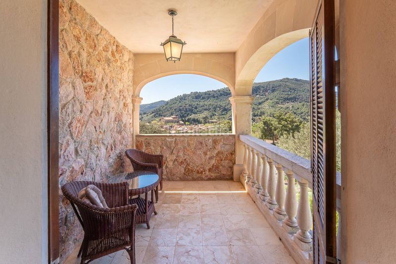 Foto 6351562e-4949-494a-9659-2b772776c7b8. Location chalet avec parking piscine dans Valldemosa