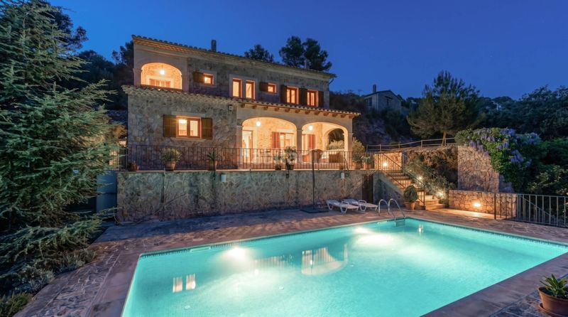 Foto 88f3d74f-29e6-495e-8d3d-7b17da5de1af. Miete chalet mit parking pool in Valldemosa