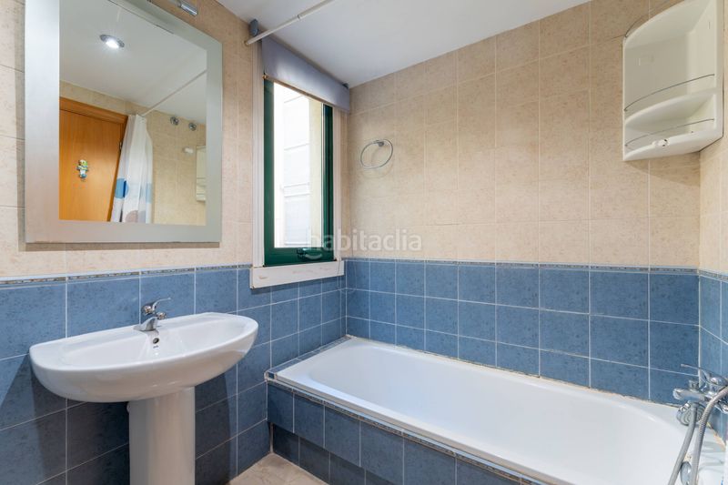 Foto d613a56b-1fe3-4257-a428-d93a3d498df8. Flat with heating parking pool in Son Cotoner Palma de Mallorca