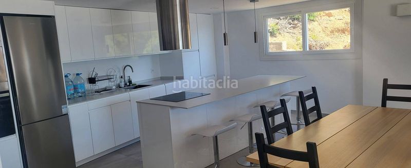 Foto 12ef431a-7204-46bb-9834-994197d13574. Rent flat with heating parking pool in Magaluf Calvià
