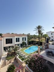 Flat in Cala Santanyí. Exclusivo ático con terraza privada, vistas al mar y piscina en
