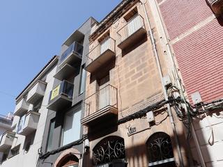 Casa a Carrer major 116. Casa de 326m en el centro de la calle mayor de ulldecona tarrago