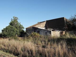 Masia  N/a. Antiguo e histórico molino hidráulico mas la figa, en sant joan