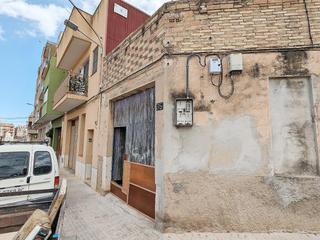 Local Comercial a Carrer isabel la catòlica 35. Oportunidad!! local almacén edificable de 76m en la zona alta de