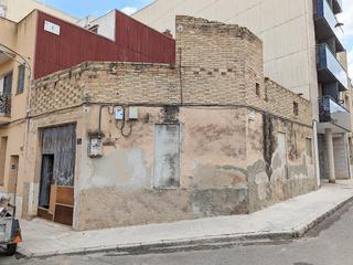 Local commercial à Carrer isabel la catòlica 35. Oportunidad!! local almacén edificable de 76m en la zona alta de